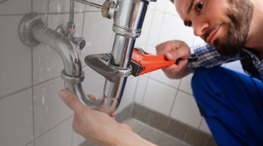 Professional same day plumber services in Coatesville, IN